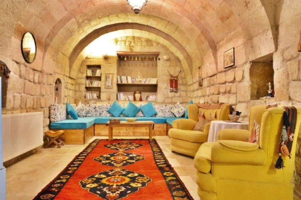 Heaven Cave House - Razziya Evi Bed & Breakfast Ürgüp Bagian luar foto