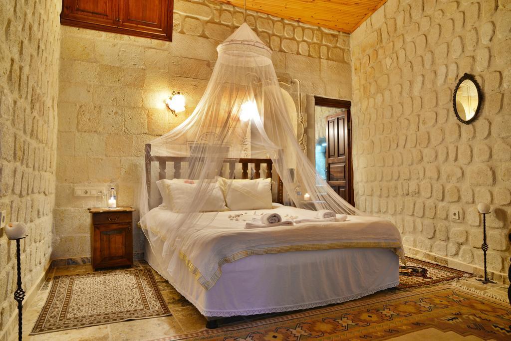 Heaven Cave House - Razziya Evi Bed & Breakfast Ürgüp Bagian luar foto