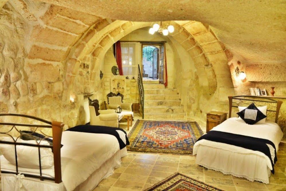 Heaven Cave House - Razziya Evi Bed & Breakfast Ürgüp Bagian luar foto