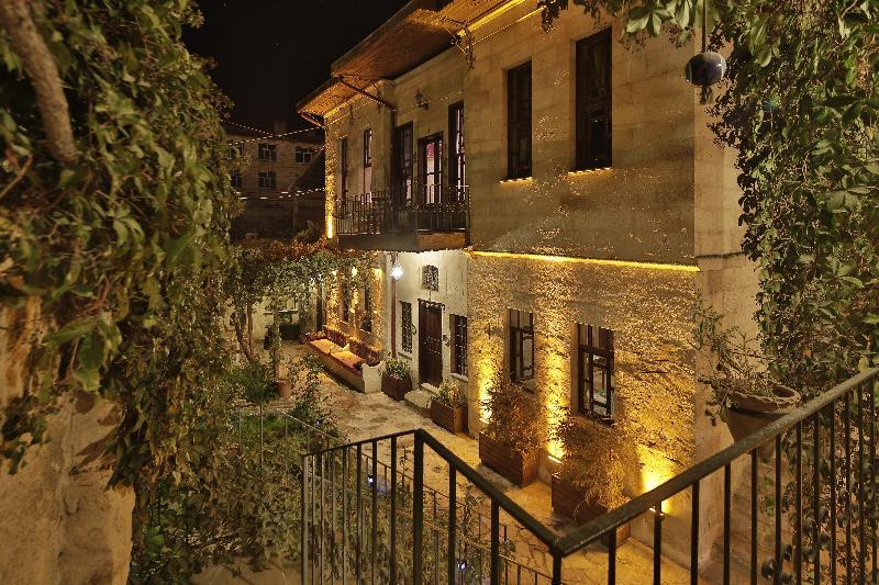 Heaven Cave House - Razziya Evi Bed & Breakfast Ürgüp Bagian luar foto